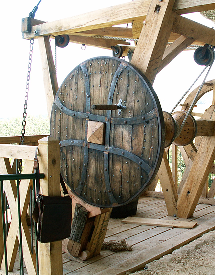 Treuil à tambour La Roque St Christophe